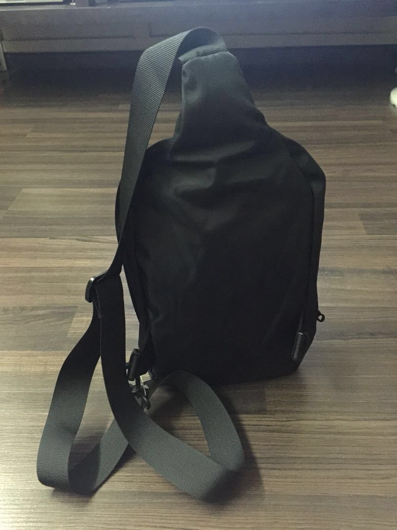 35cm x 20cm x 20cm backpack hotsell
