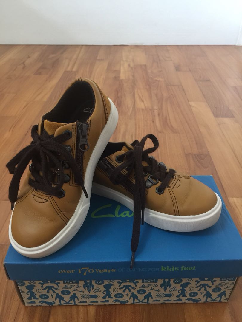 Clarks Boy Shoes (as good as new - worn 