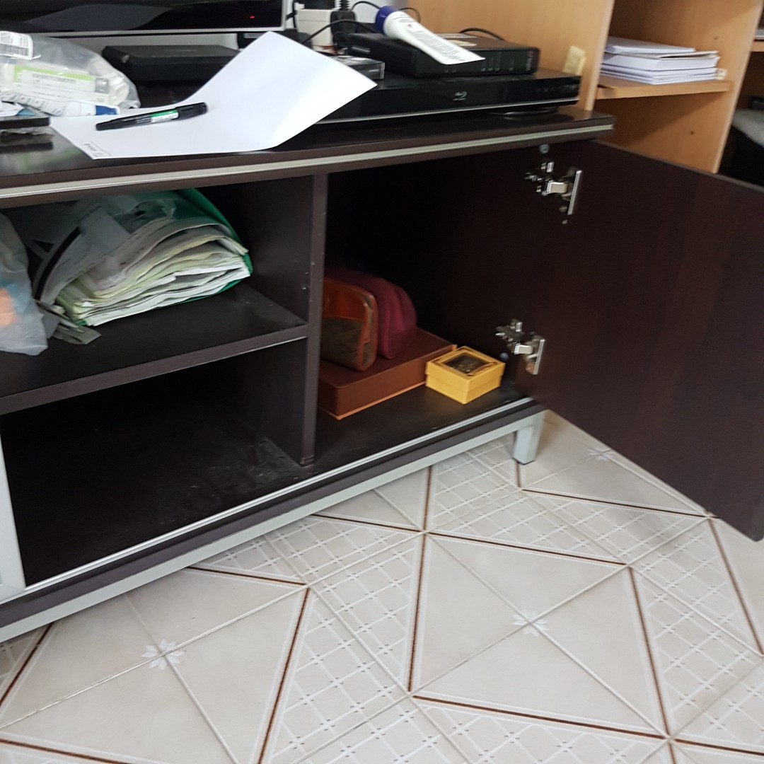 Courts Tv console, Furniture & Home Living, Furniture, TV Consoles on