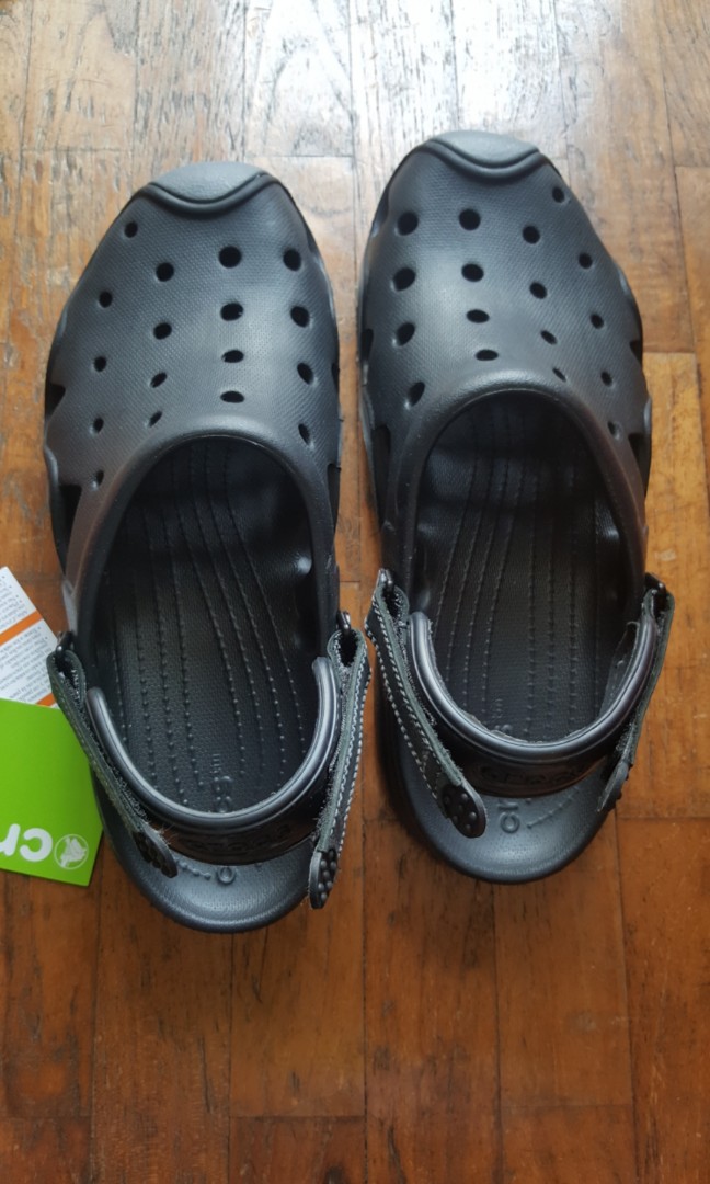 crocs swiftwater leather clog