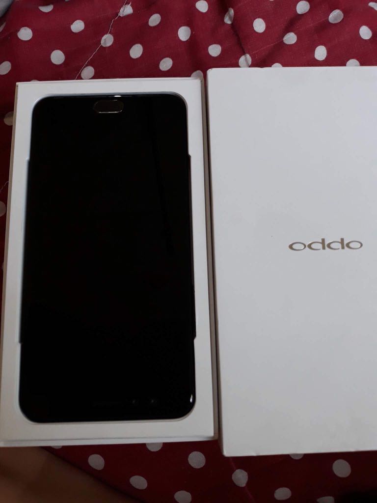 For SALE OPPO F3PLUS dual (Category: OPPO) located in Manila. Submitted by faye31 (Listing ID 166884236, Image 2). Description: Helping a friend 😁 For SALE Oppo F3plus 98%SMOOTH NO ISSUE NO HISTORY OF REPAIR With original box, Original charger Original headset With receipt and still under warranty RFS: upgrade FOR SALE ONLY FOR SALE ONLY NO TO SWAP! Wachamakulit!!! Price is negotiable basta sure buyer!i .