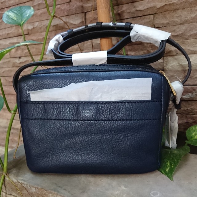 Fossil Aria small crossbody NWT Fesyen Wanita Tas Dompet di Carousell