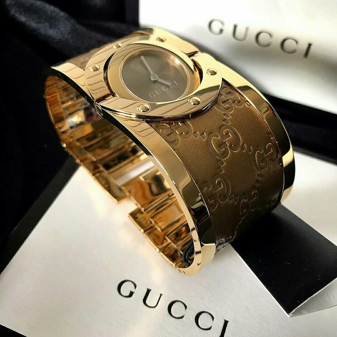 Gucci Bangle Watch YA112434
