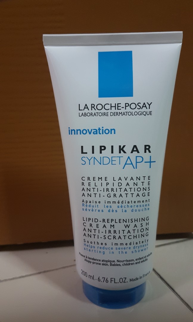 La Roche Posay Lipikar body wash, Beauty & Personal Care, Bath & Body