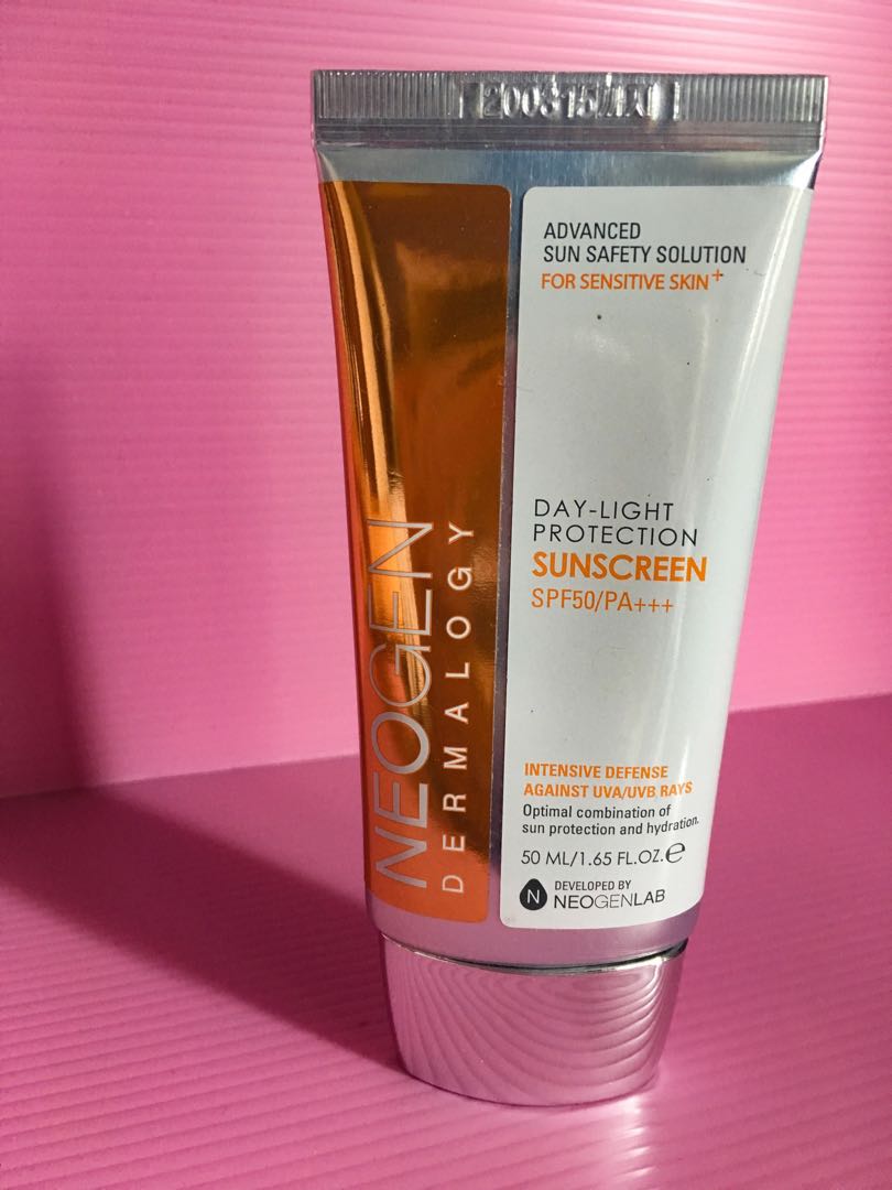 Neogen Daylight Protection Sunscreen, Kesehatan & Kecantikan, Kulit
