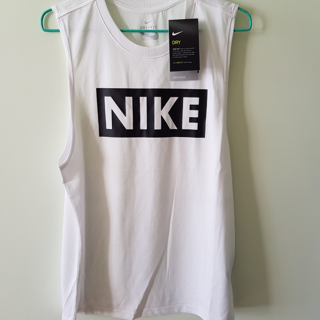 white nike singlet