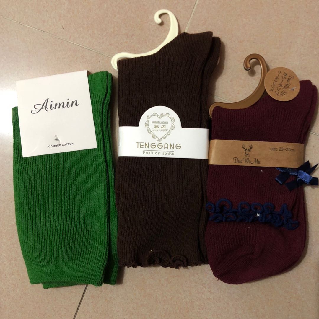 Socks （分類：襪褲襪）位於 Hong Kong。 由 shiroyama 提交（商品編號 166910491，圖片 2）。簡介： 。