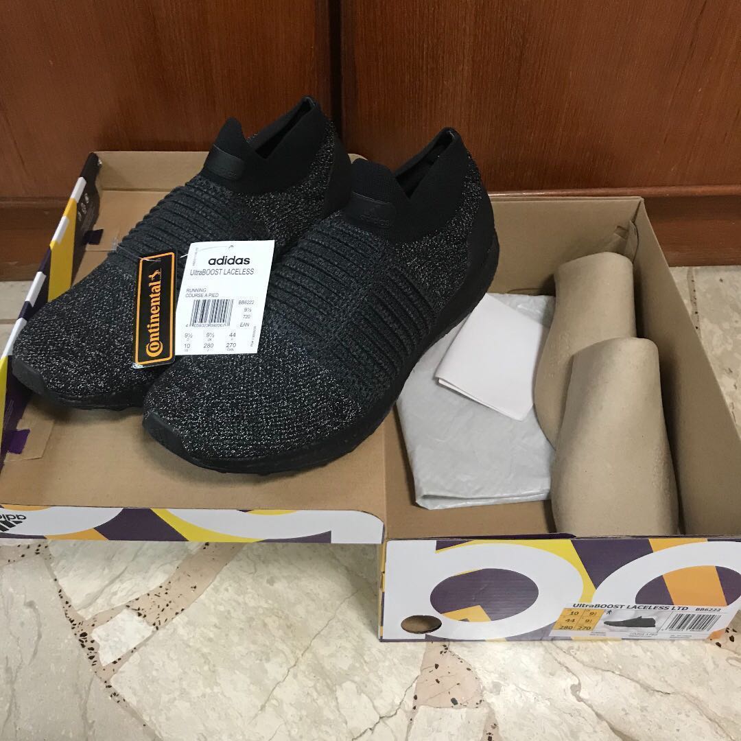 Adidas ultra boost deals laceless ltd triple black