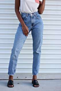 Vintage Gap Tapered Mom Jeans Size 25-26
