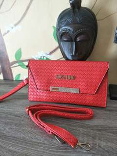 Re price Tas Moscino red