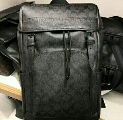Authentic Coach F55391 Henry Backpack in Signature Logo Travelling Leather Canvas Backpack Luxury Bags Wallets on Carousell