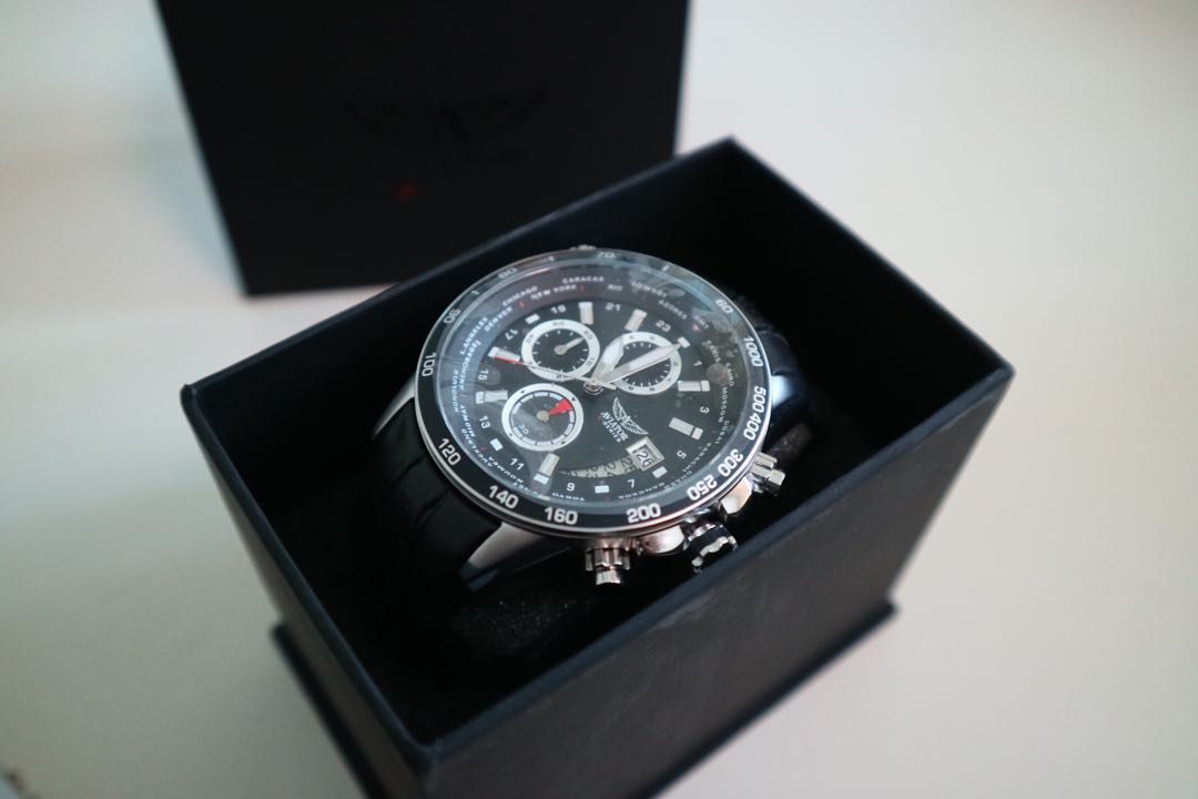 Aviator F Series AVW8974G76