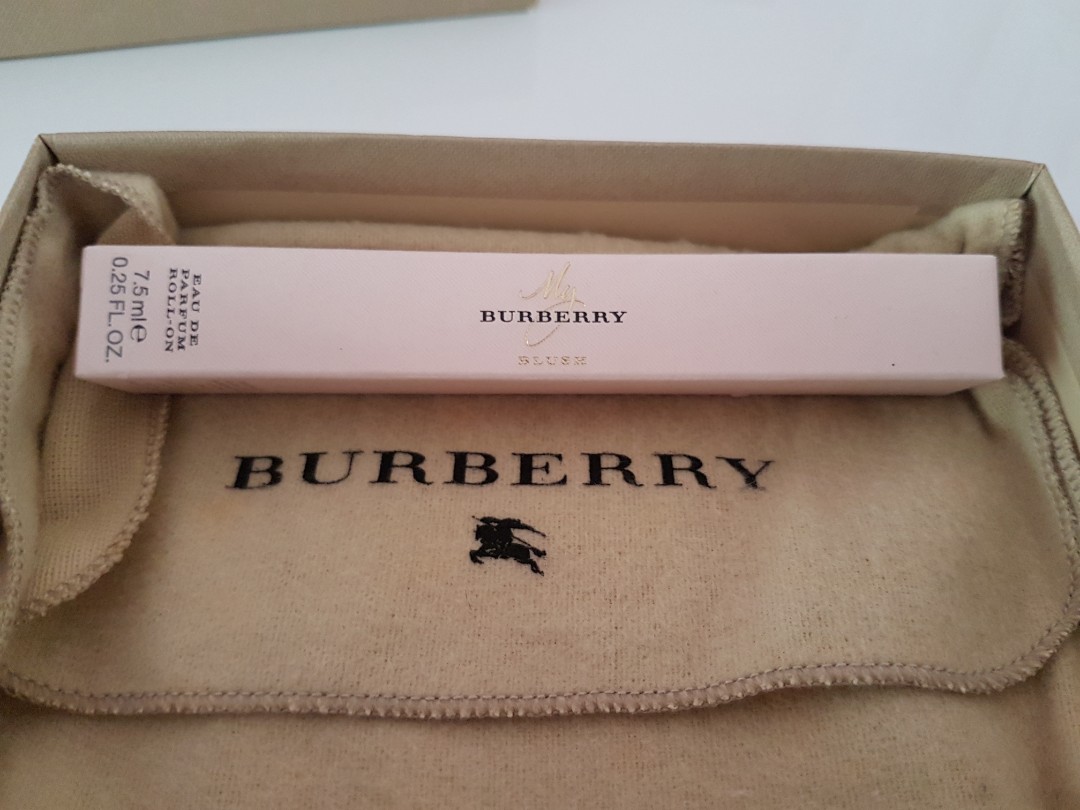 burberry roll on perfume