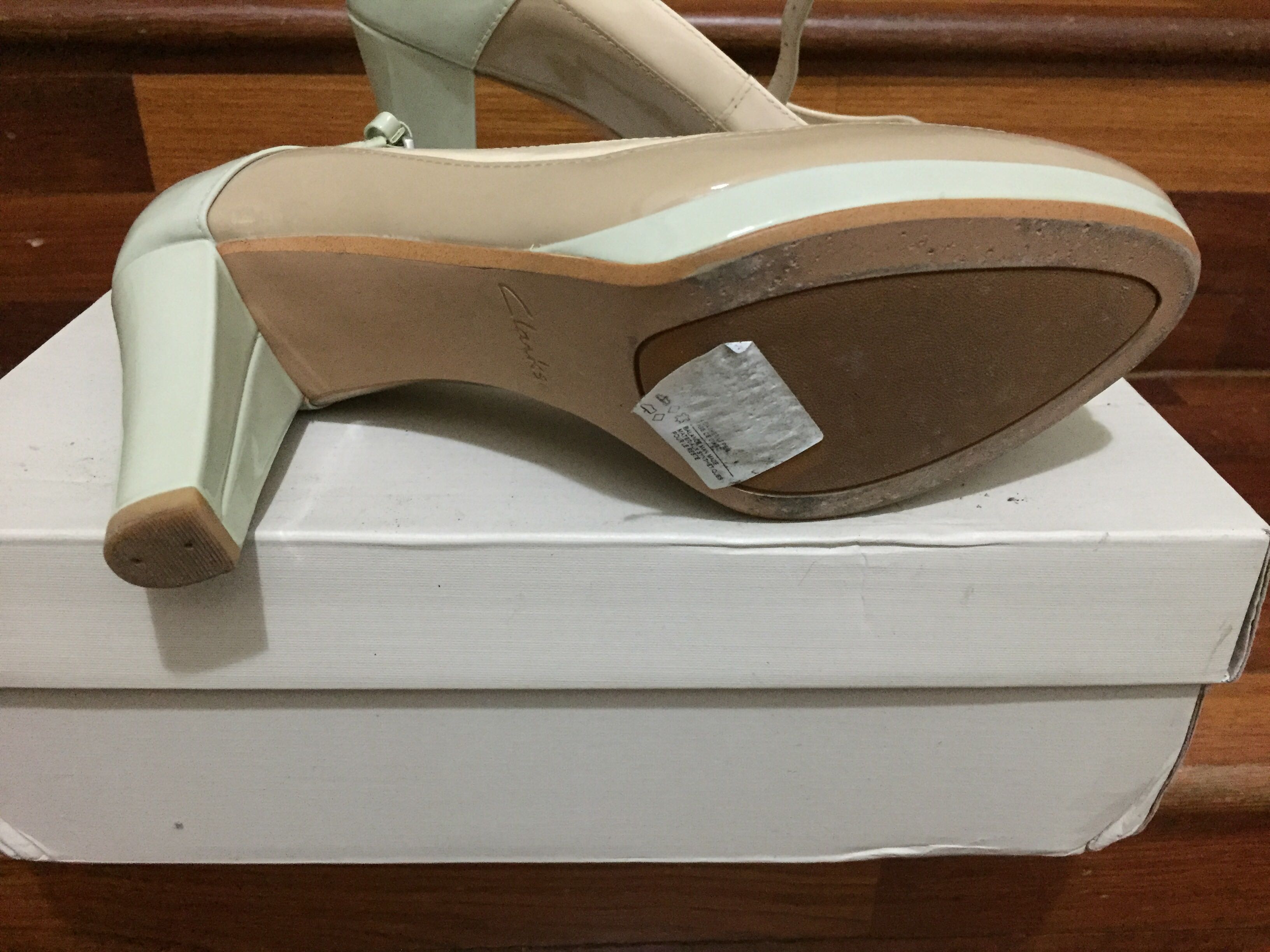 Clarks kendra dime online
