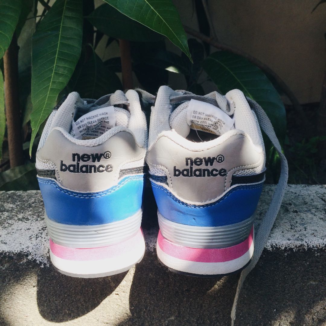 can you put new balance shoes in the washing machine