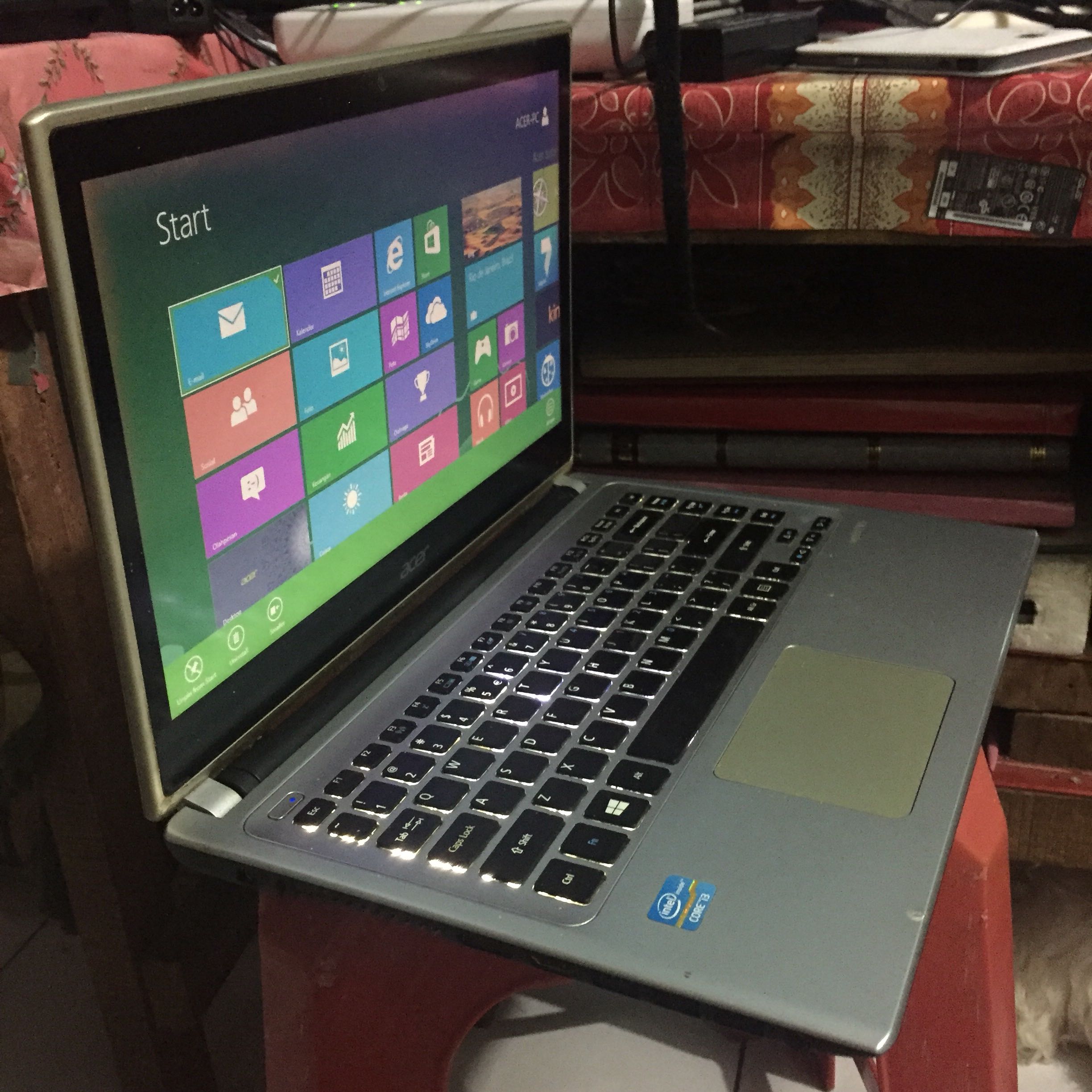 Touchscreen Laptop Acer V5 471p Core I3 3227 14inch Ram 4gb Elektronik Komputer Desktop Di Carousell