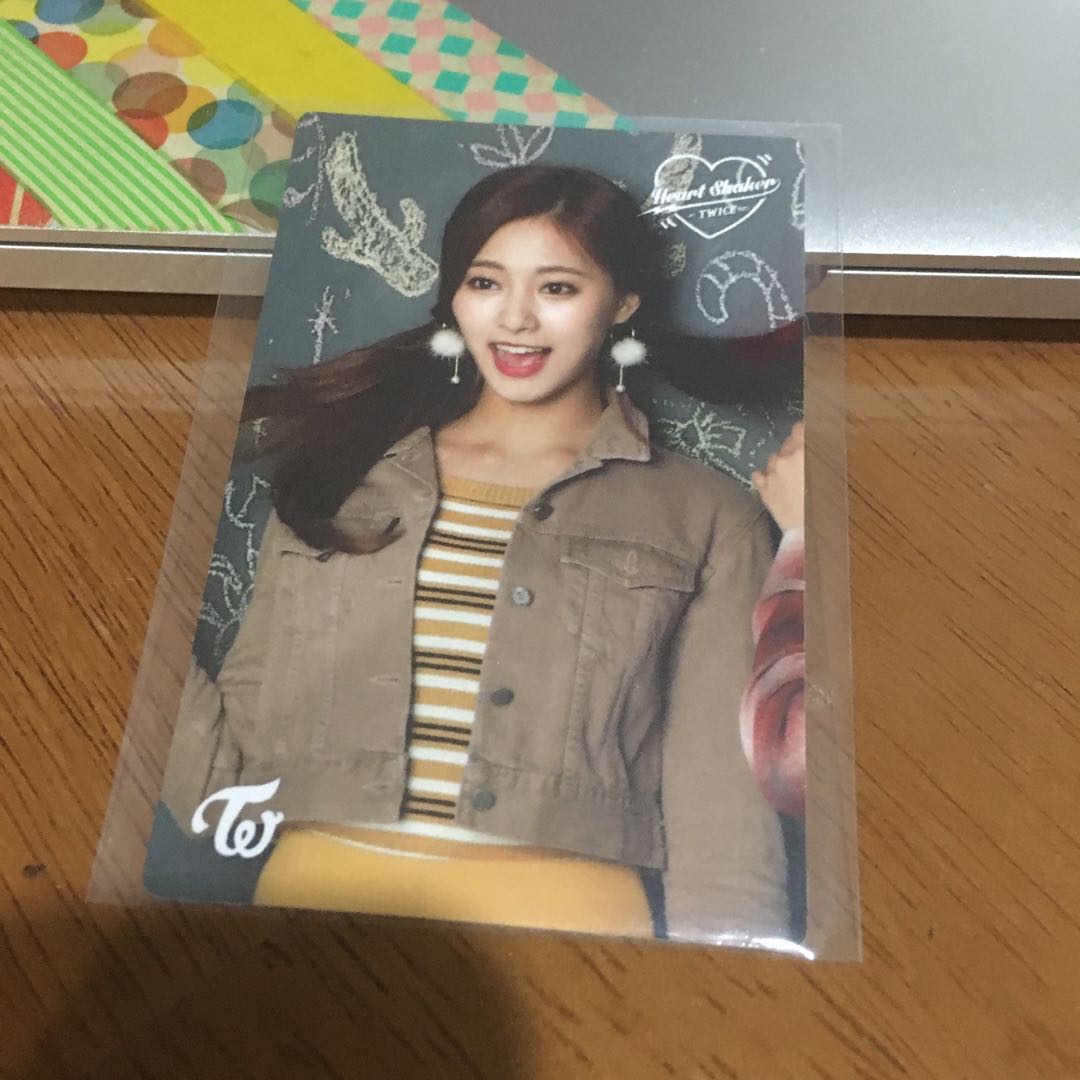 Wts Twice Tzuyu Heart Shaker Broadcast Photocard Hobbies Toys Memorabilia Collectibles K Wave On Carousell