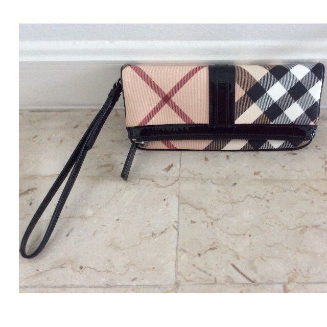 Burberry Westmark Nova Check foldover Wristlet Clutch Genuine
