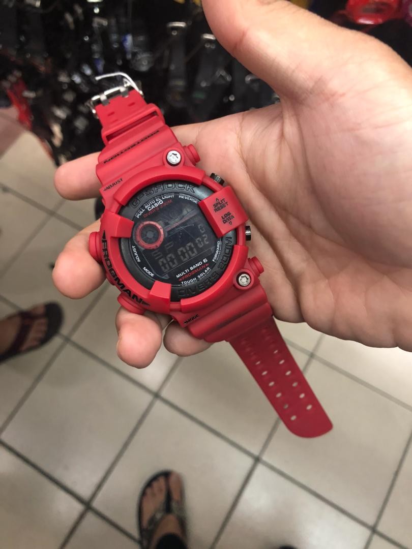 G shock frogman merah store