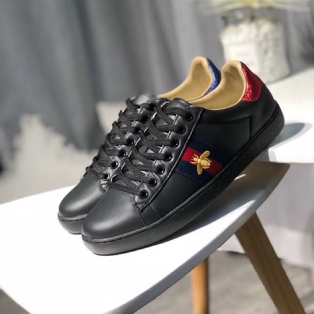 Gucci honeybee sneakers top
