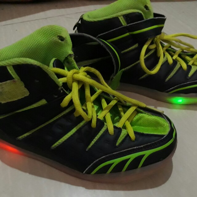 Original World Balance LED rubber shoes Babies Kids Babies Kids Fashion on Carousell