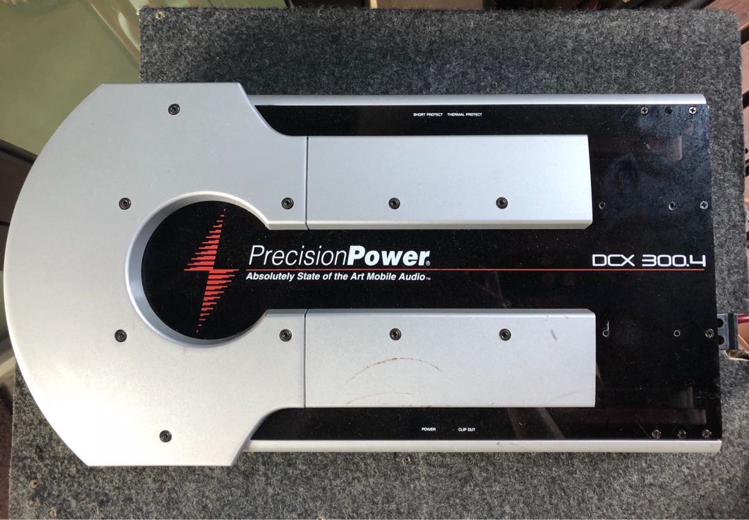 【NEW国産】Precision Power DCX300.2 DCX300.4 セット 電源確認済 プレシジョンパワー アンプ