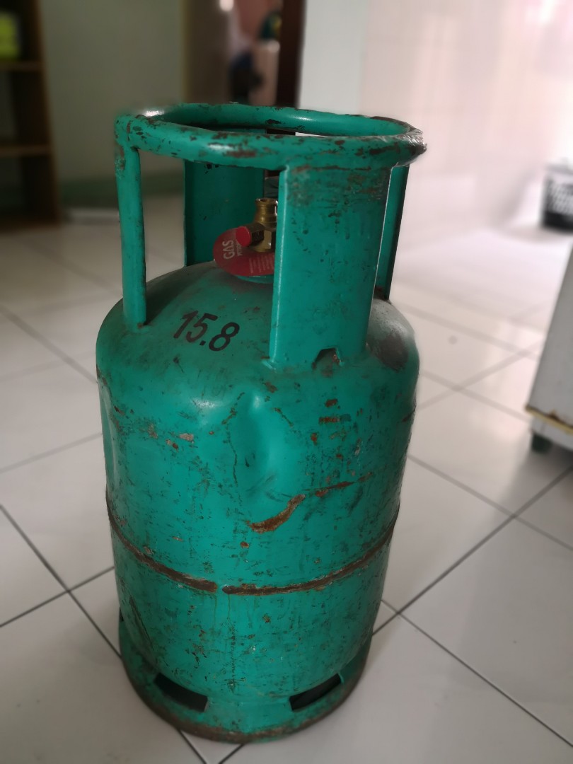  Tong Gas  12kg still left 1 4 gas  Home Furniture 