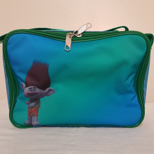 Trolls Lunch Bag (Branch) (Category: Weaning & Toddler Feeding) located in Quezon City. Submitted by akcstuff (Listing ID 167243242, Image 1). Description: Insulated lunch bag last piece available Dimension: 9.5"x 7" x 4" Marked down from Php250!.
