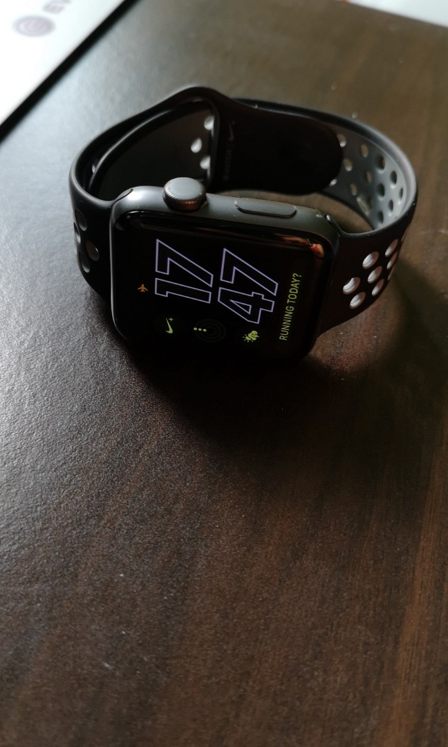 Apple Watch Nike Series 2 42mm Space Grey Aluminium Case with
