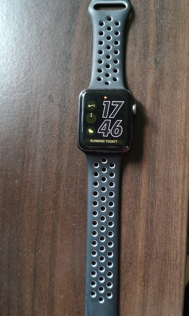Apple watch nike+ series 2 discount 42mm space grey aluminium case