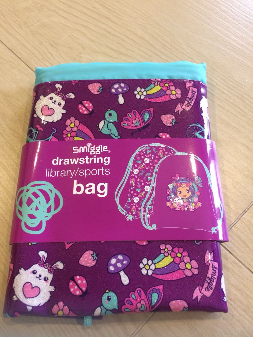 Waterproof library bag clearance smiggle