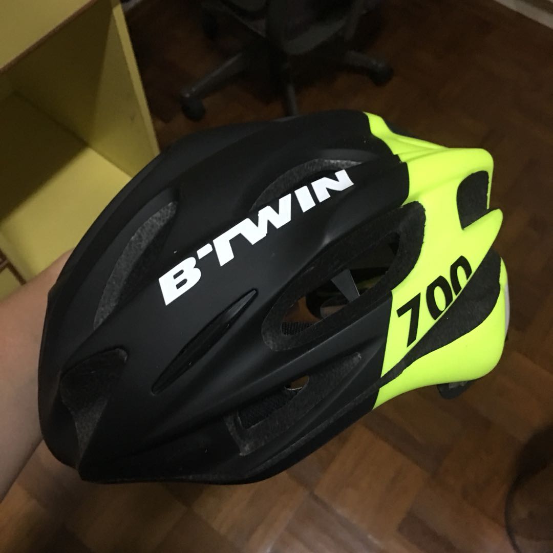 btwin cycle helmet