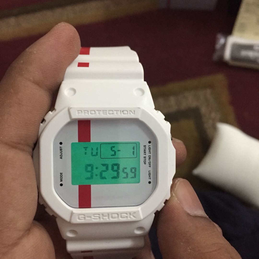 Casio g shock marlboro