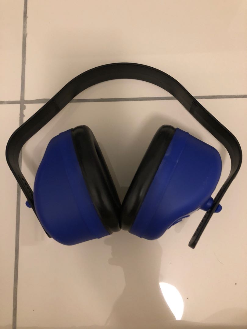 Ear muff (Category: Auto Accessories) located in Kuala Lumpur. Submitted by fitregis (Listing ID 167490458, Image 2). Description: .