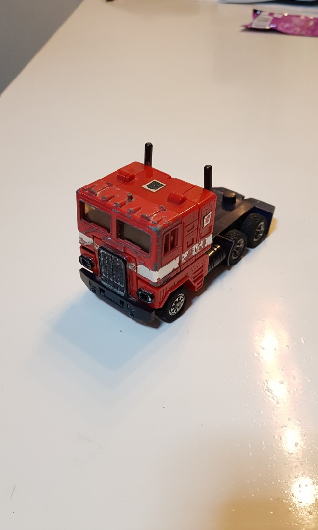 vintage g1 optimus prime