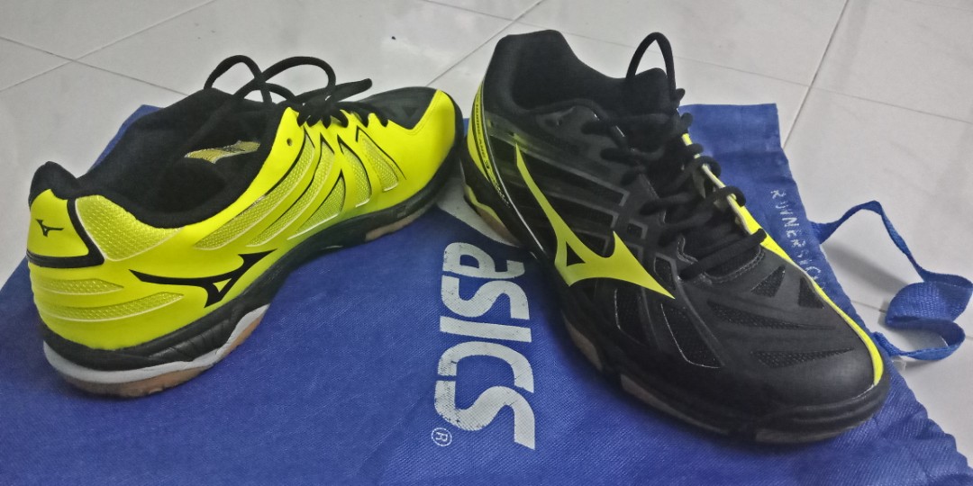 Kasut mizuno volleyball hot sale