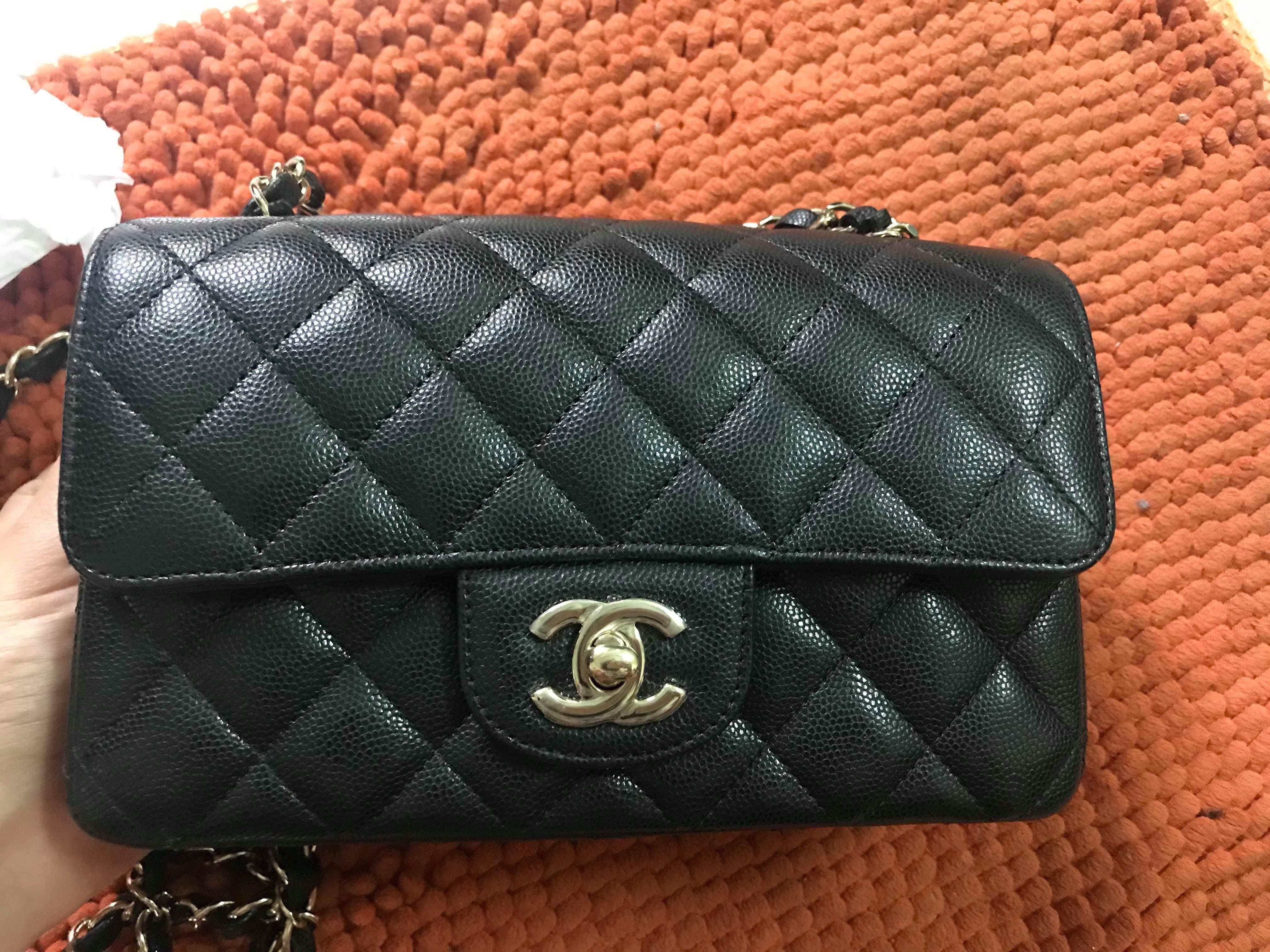 chanel mini 8