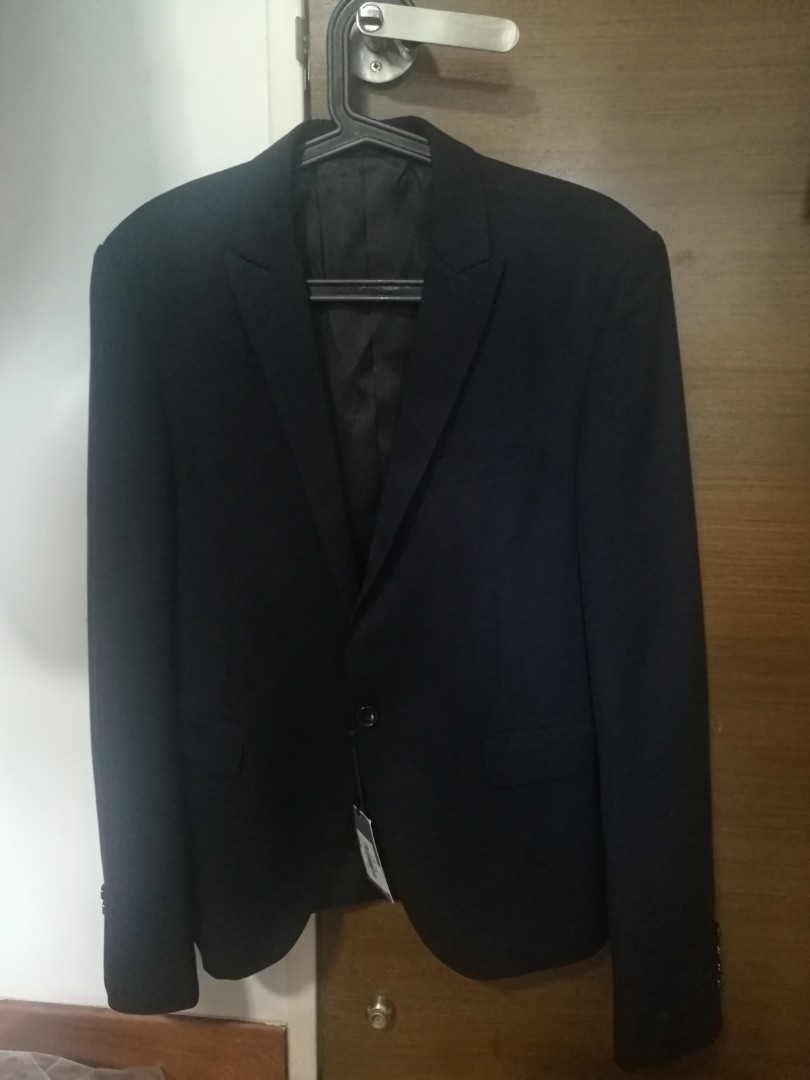 Men's Blazer, Men's Fashion, Tops & Sets, Formal Shirts on Carousell