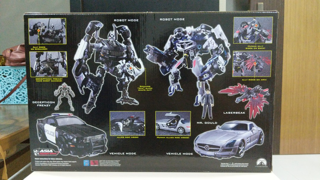 MISB Takara Tomy Asia Premium Series AP503 Barricade & Soundwave Human ...