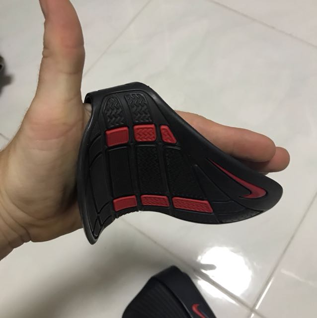 nike hand grips