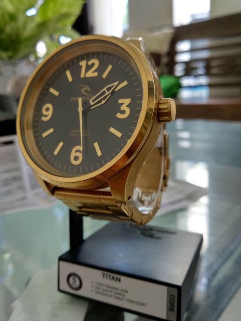 Rip curl titan best sale xl automatic