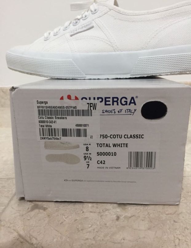 superga total white