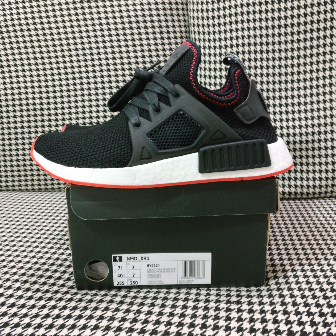 adidas nmd xr1 core black solar red
