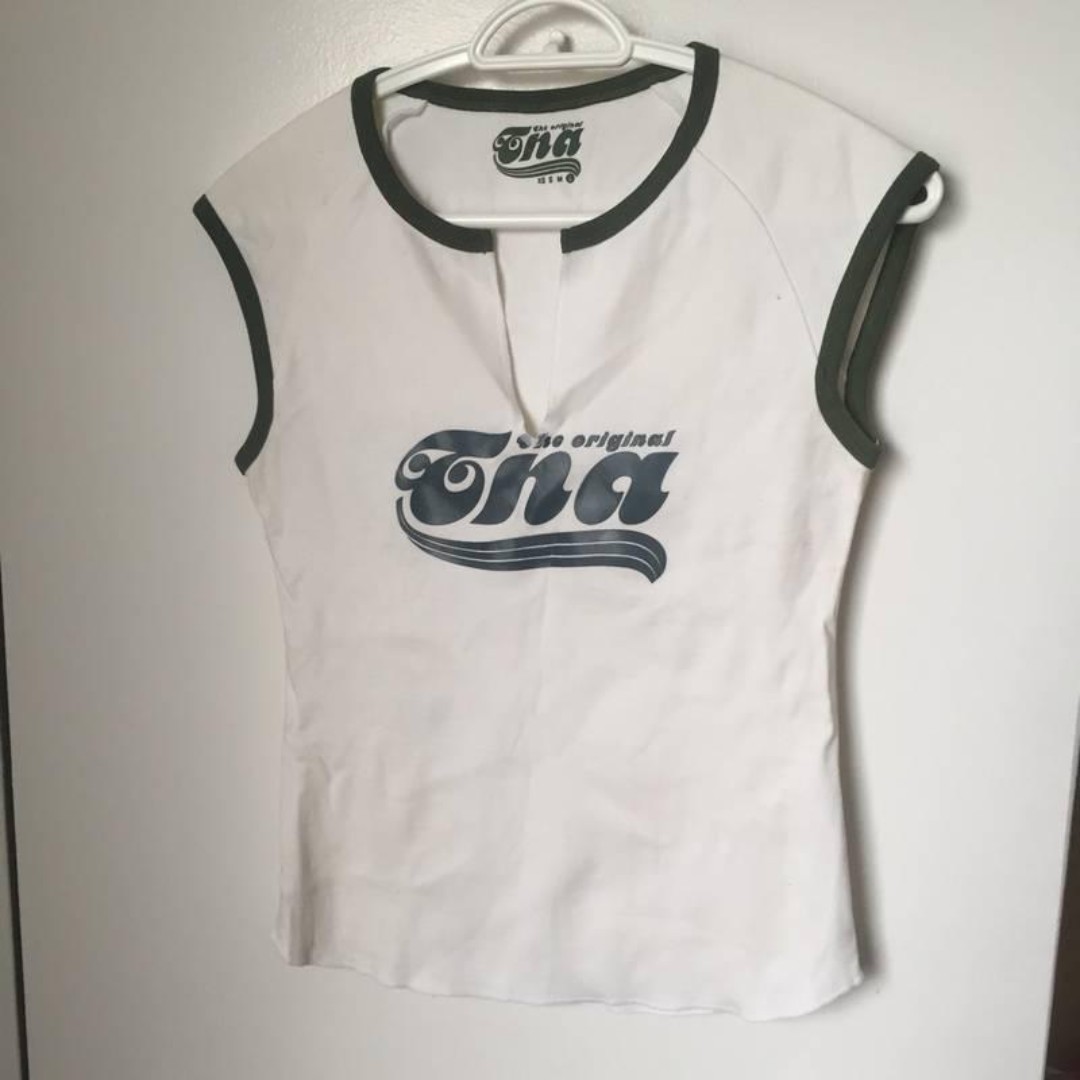 Vintage TNA Muscle/Tank Shirt, Women's Fashion, Clothes on Carousell