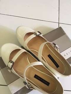 charles & keith flatshoes white