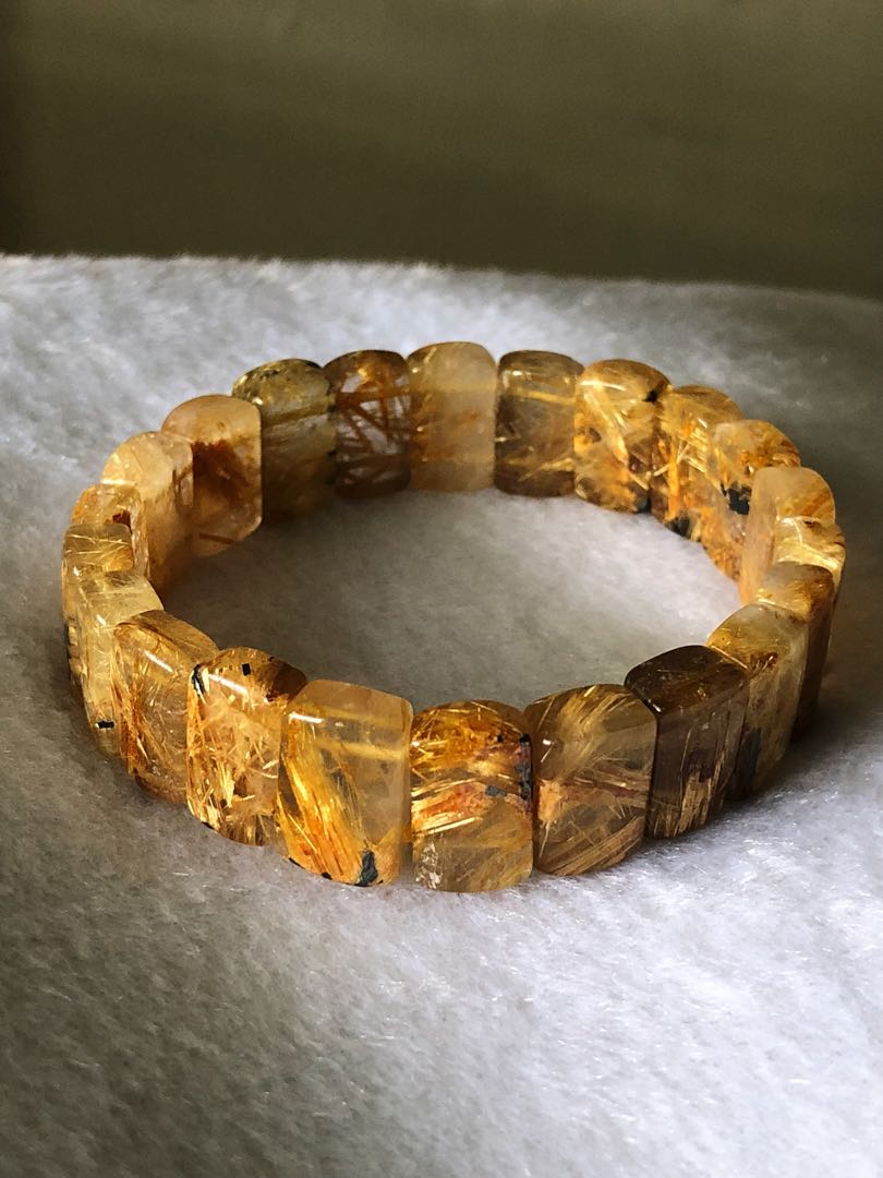 Golden rutilated quartz bracelet top