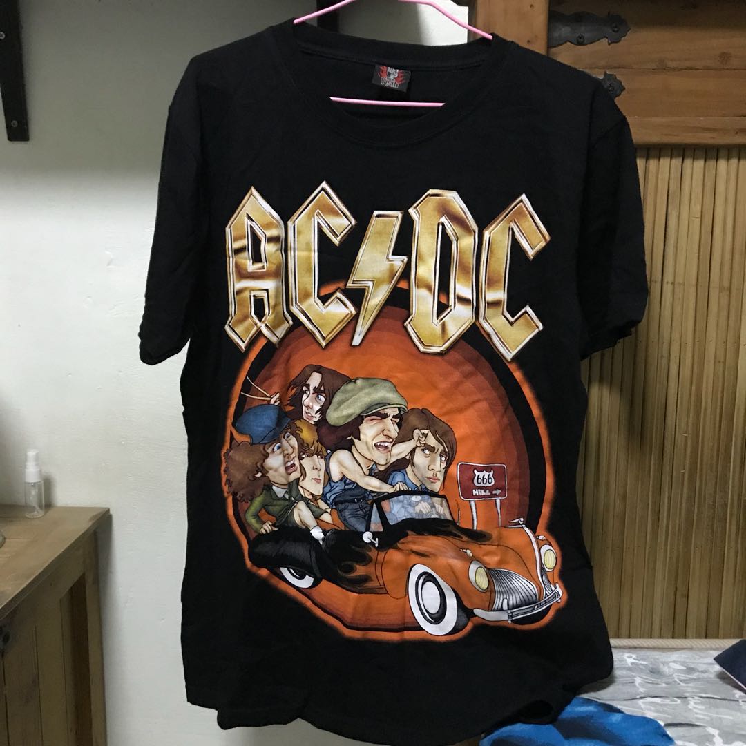 Acdc Band Tee Men S Fashion Clothes On Carousell
