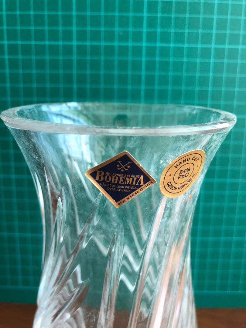 BRAND NEW BOHEMIA Crystal Glass Vase, TV & Home Appliances, Kitchen