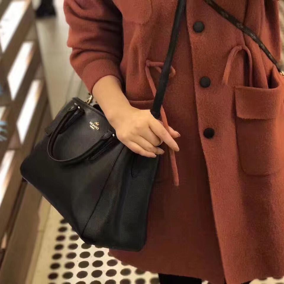Coach small margot carryall hotsell
