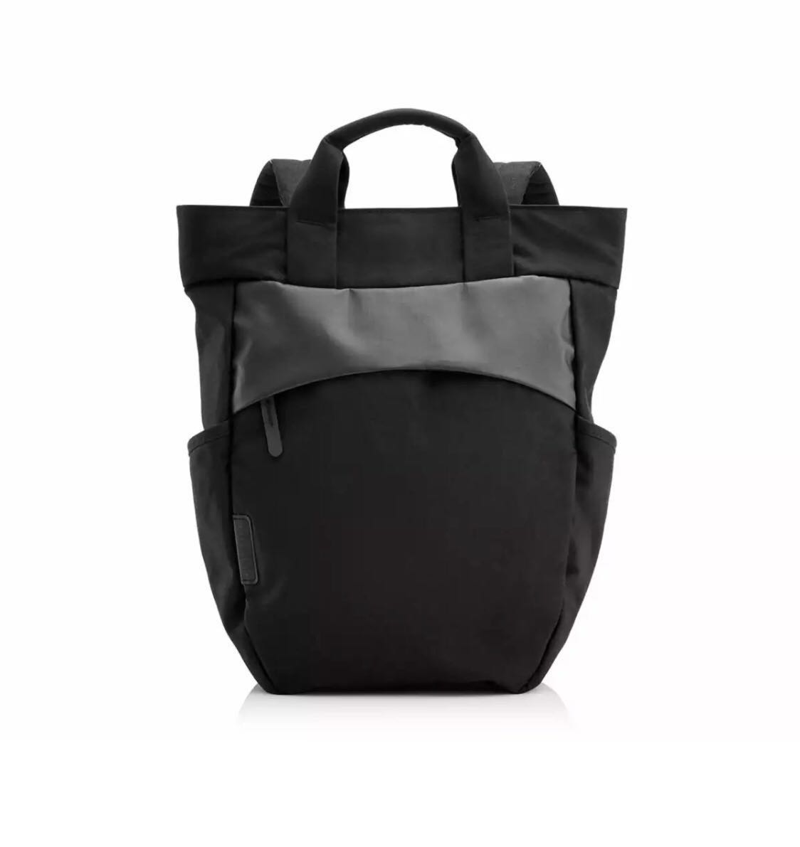 crumpler art crowd backpack